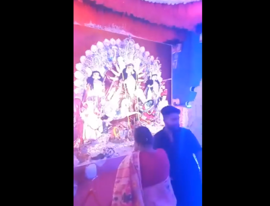 Durga Maa Puja Pandal plays Islamic prayer songs to showcase ‘secularism’ [ West Bengal, India ]